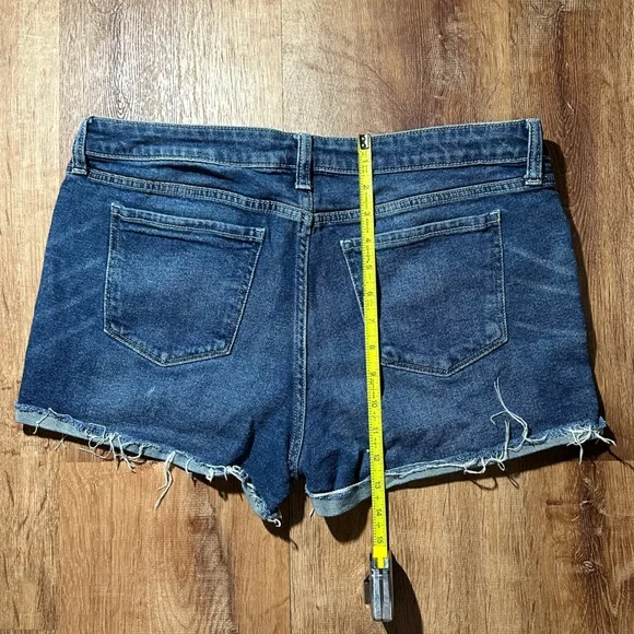Arizona Jean Company Blue Distressed Jean Shorts - Picture 6 of 6